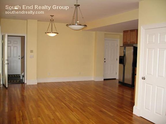 2nd image of 486 Shawmut Ave APT 5
