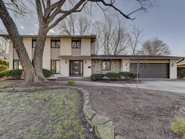 1912 Lambert Ln, Munster, IN 46321