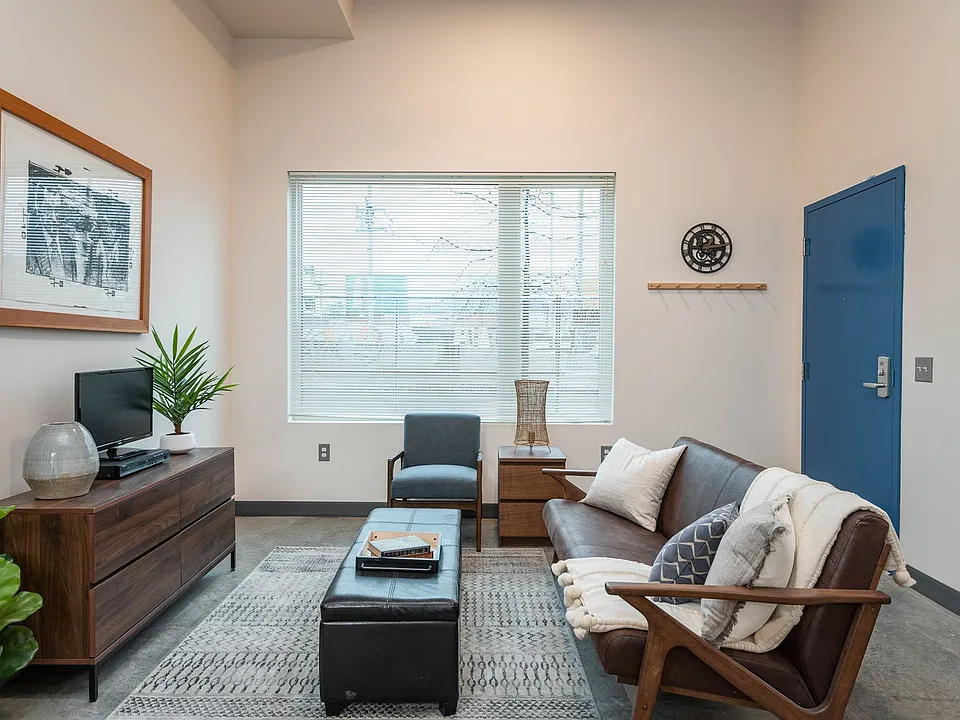 Dean River Apartments
