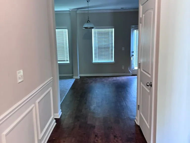 4499 Savannah Dr — Photo 3