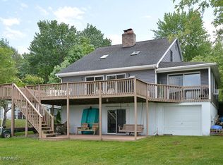 45433 15th Ave, Bloomingdale, MI 49026