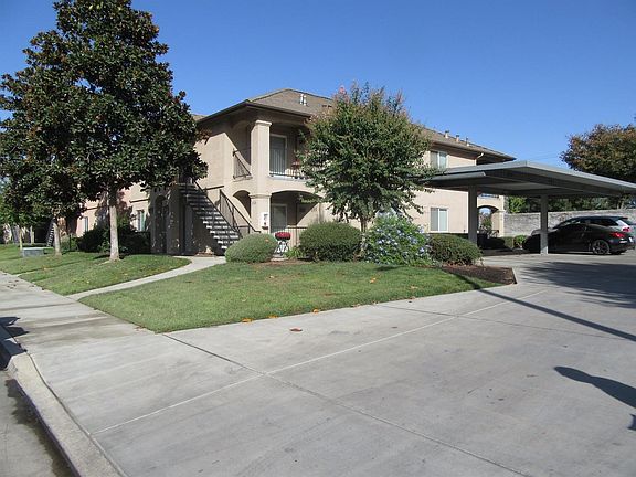 3rd image of 2500 W Lark Ave
