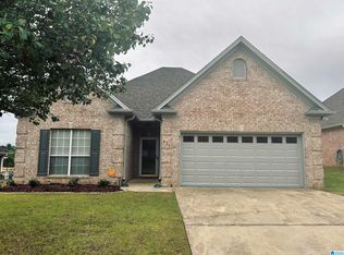 927 Daventry Trl, Calera, AL 35040