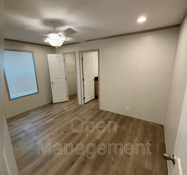 328 Kevin Dr — Photo 10