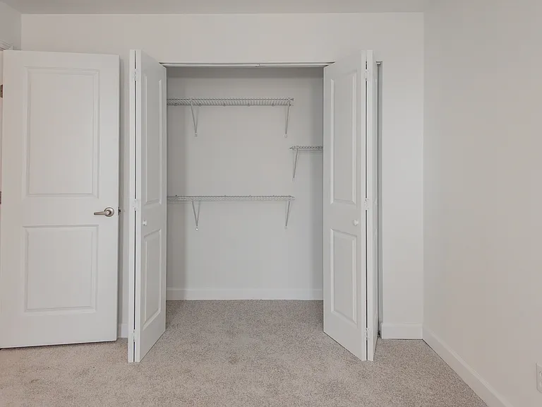5630 Pershing Ave #42 — Photo 13