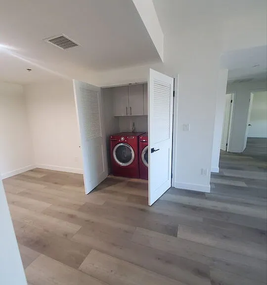 1029 S Hobart Blvd #303 — Photo 2