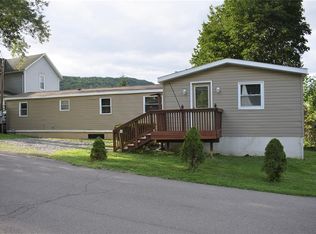 434 Pine St, Hallstead, PA 18822
