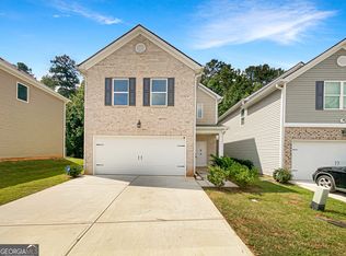 1054 Valley Rock Dr, Lithonia, GA