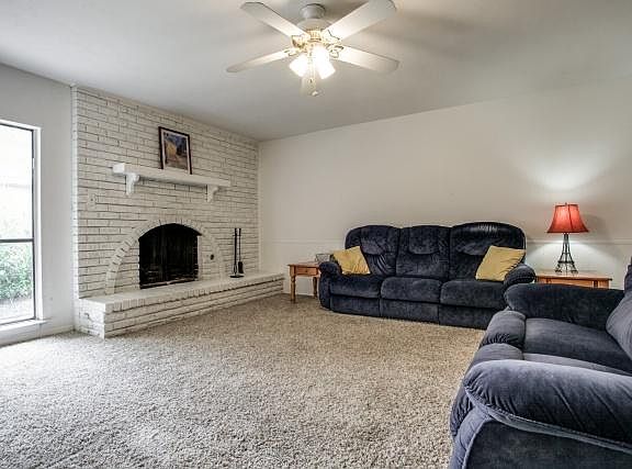 5th image of 3318 Excalibur Cir