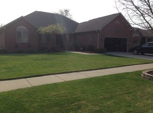 54418 Pine St, New Baltimore, MI