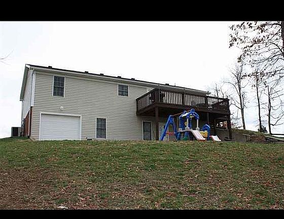 2nd image of 133 Sapphire Ct