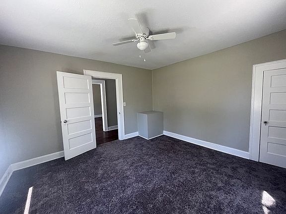 2nd image of 2719 Chestnut St