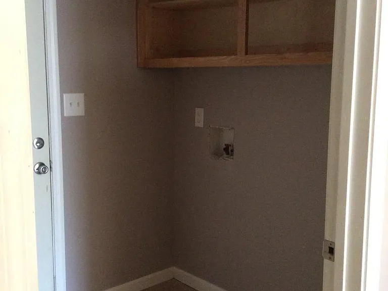 43177 Winchester Dr — Photo 2