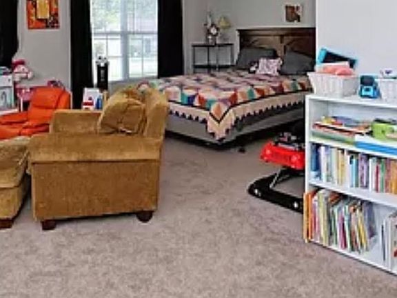 2nd image of 5041 Scotch Pine Ave