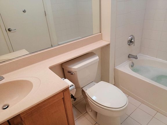 5th image of 400 N Lasalle St #2309