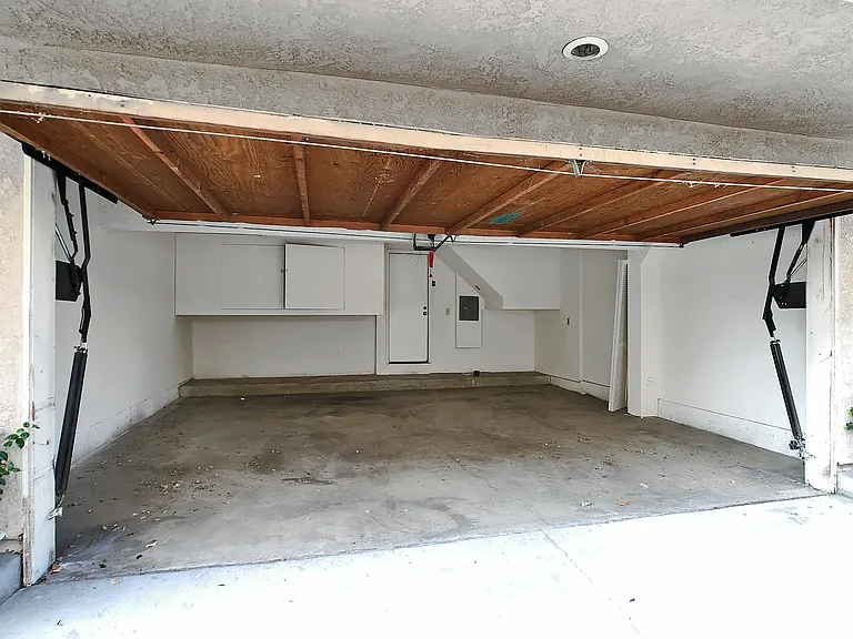 908 S Golden West Ave #6 — Photo 13