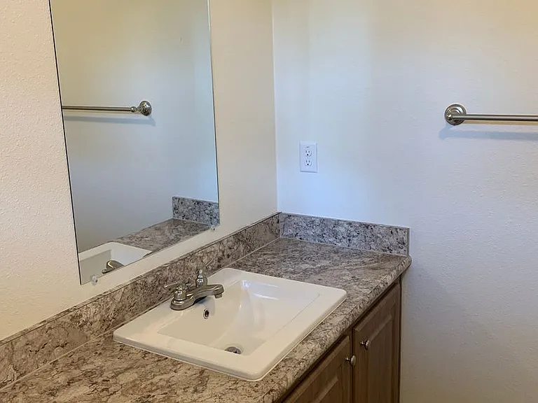 3253 W Hills Rd #D — Photo 6