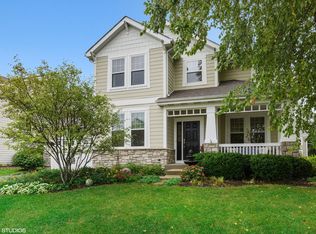 249 Pawtucket Ave, Elgin, IL 60124