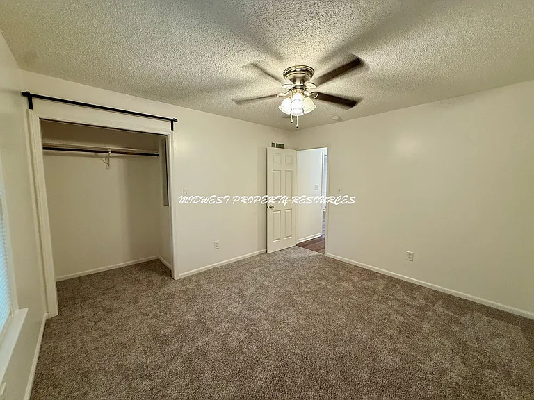9300 E 83rd St — Photo 12