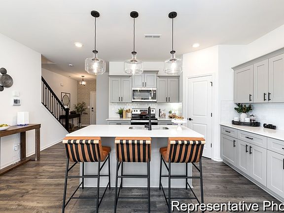 4th image of 4055 Claret Cup Dr