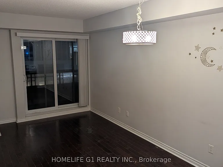 385 Prince Of Wales Dr #324 — Photo 8