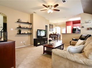 1923 Harbor Lights Dr, Grand Prairie, TX 75051