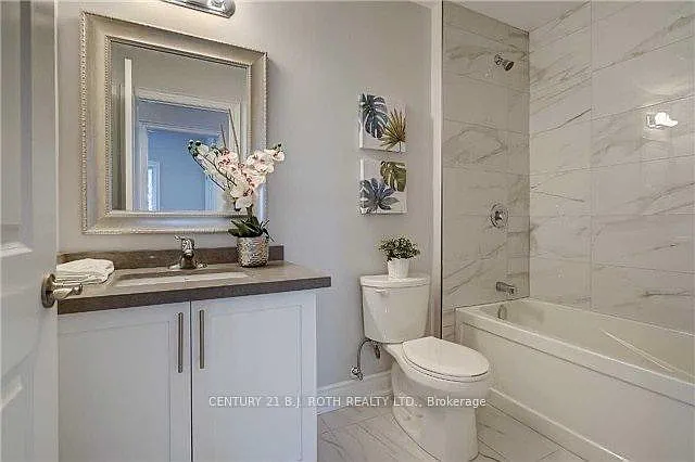 189 Patterson Rd #UPPER LEVEL — Photo 11
