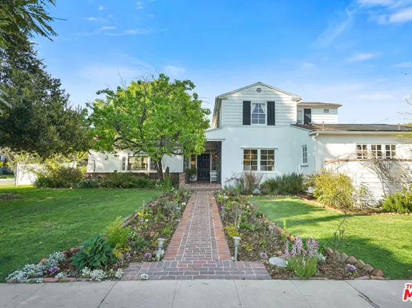 11333 Aqua Vista St, North Hollywood, CA 91602