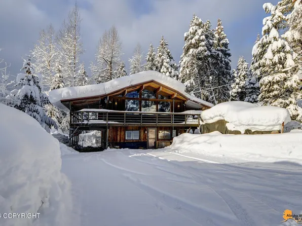 151 Donner Dr, Girdwood, AK 99587