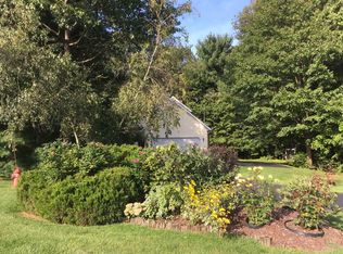 11 Sepia Ln, Gansevoort, NY 12831