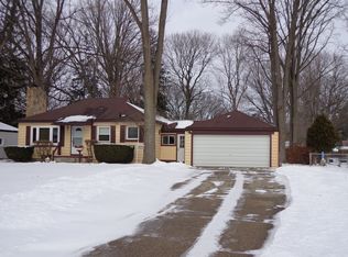 1061 Grant Ave, Clawson, MI 48017