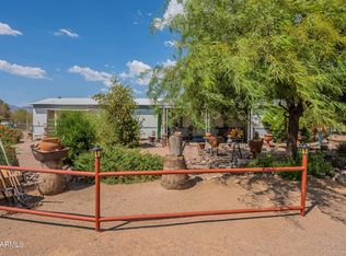 1900 W Running Deer Dr, Queen Valley, AZ 85118