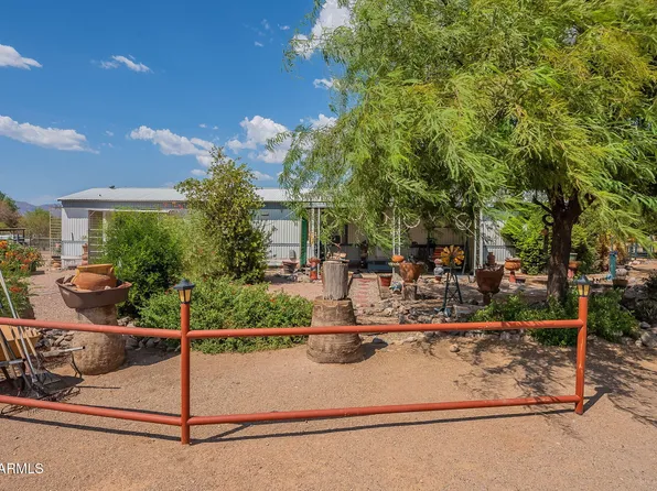 1900 W RUNNING DEER Drive, Queen Valley, AZ 85118