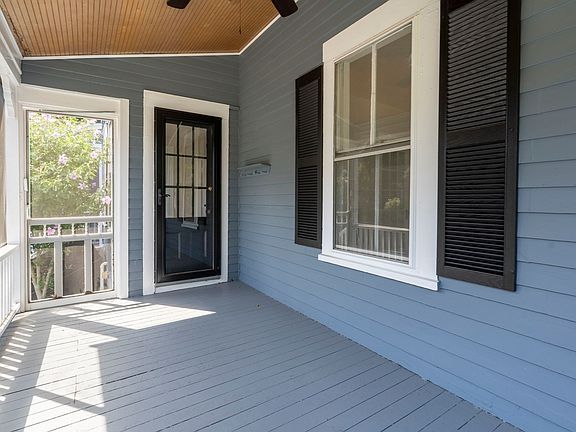 4th image of 22 Berkeley St #A