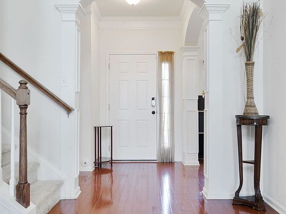 4th image of 9675 Stockport Cir