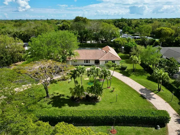 11401 SW 67th Ave, Pinecrest, FL 33156