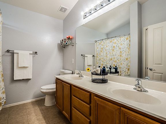 5th image of 17150 W Port Royale Ln