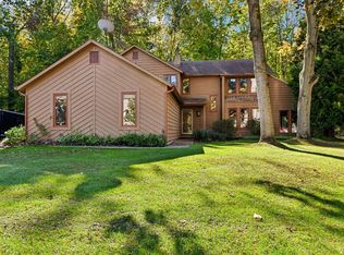 116 Westchester Dr, Amherst, OH 44001