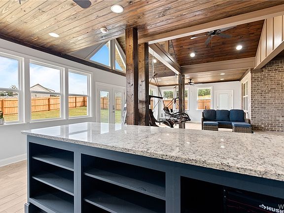 3rd image of 105 Preserve Cir