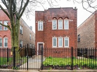 3260 W Warren Blvd, Chicago, IL 60624