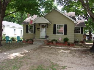 332 Charlotte St, Roanoke Rapids, NC 27870