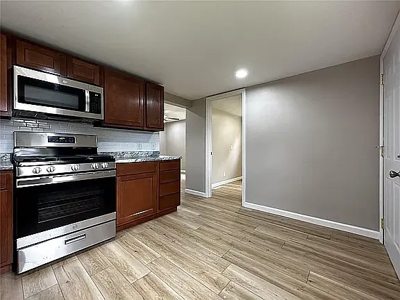 6401 Sherman St — Photo 5