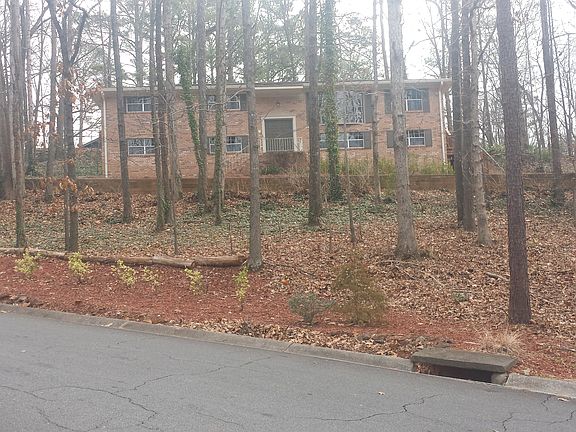 4th image of 3280 Hayworth Dr