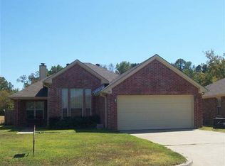 100 Ray Creek Dr, Longview, TX 75605