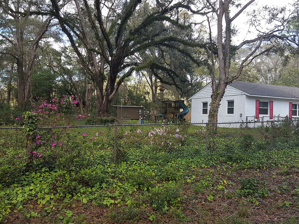1st image of 3805 Roswell Dr