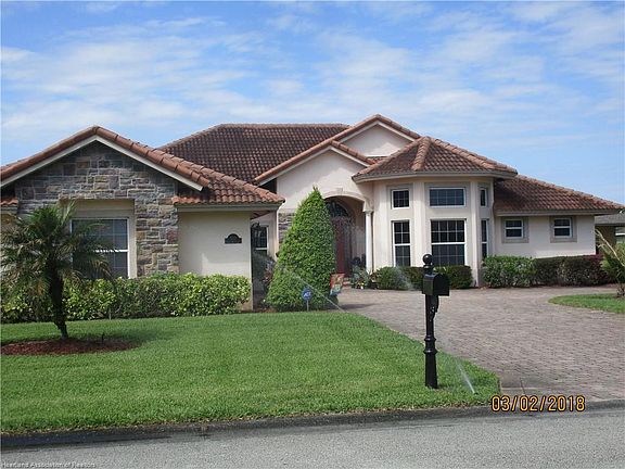 5th image of 5021 Sugar Bay St