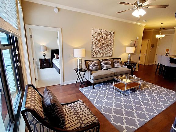 5th image of 445 W Blount Ave APT 513