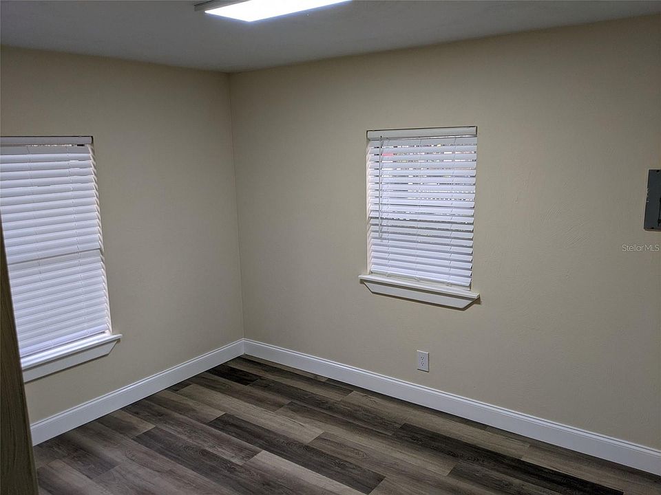 1st image of 1152 Field St