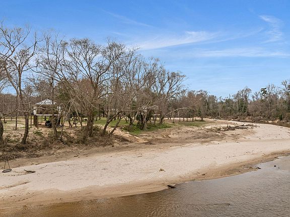 4th image of 161 Ryner Rd