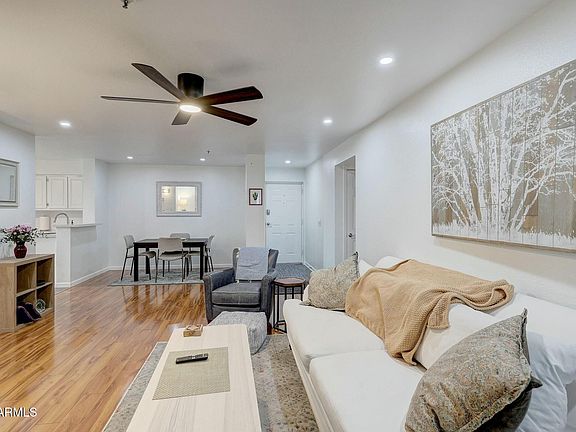 4th image of 2025 E CAMPBELL Avenue #227